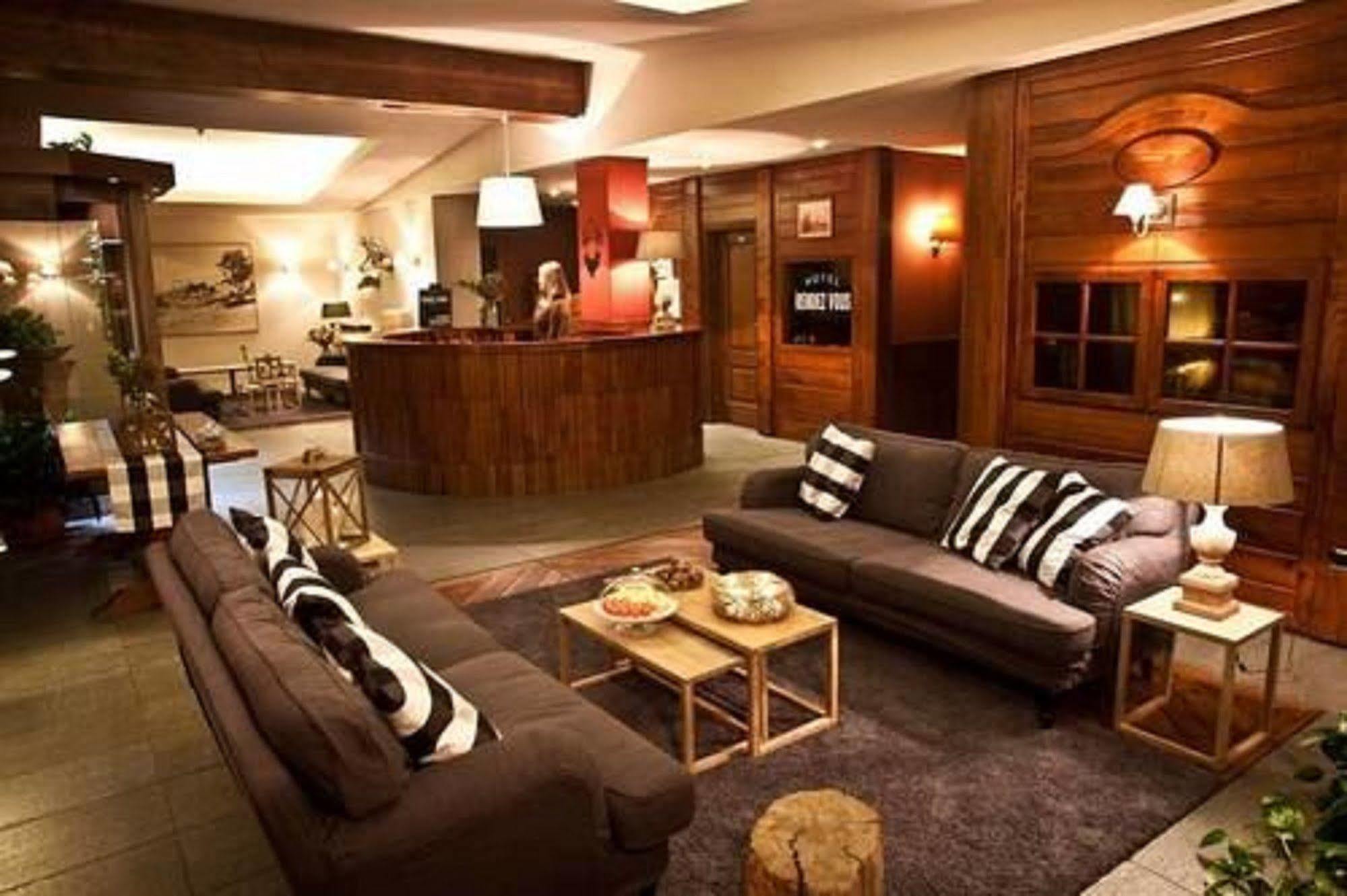Hotel Rendez Vous Chatillon Bagian luar foto